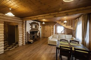 Country Club Medvezhy Ozera