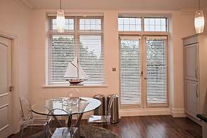 HIPHIPStay - The Michael Flatley Suite