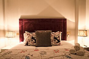 HIPHIPStay - The Michael Flatley Suite