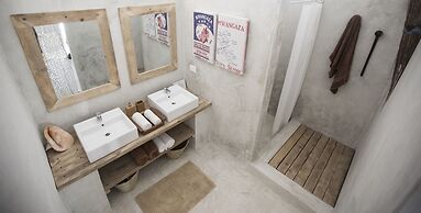 The Loop Beach Resort