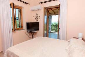 Spacious Villa Stunning Seaview - Perfect Location