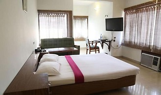 Hotel Karthiyayini