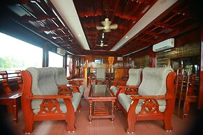 My Trip Houseboat