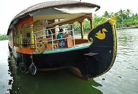 My Trip Houseboat