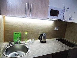 Apartments on Prospekt Dzerzhinskogo 238