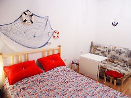 Apartments on Prospekt Dzerzhinskogo 238