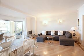 Luxury beach apartment Elviria, Marbella