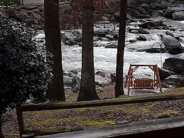 Evening Shade River Lodge and Cabins