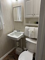 Evening Shade River Lodge and Cabins