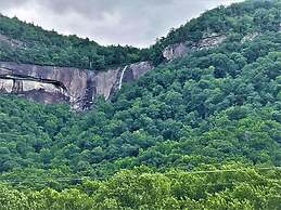 Evening Shade River Lodge and Cabins