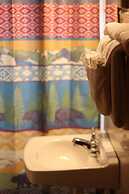 Evening Shade River Lodge and Cabins