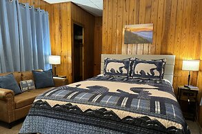 Evening Shade River Lodge and Cabins