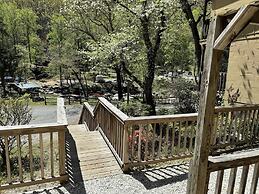 Evening Shade River Lodge and Cabins