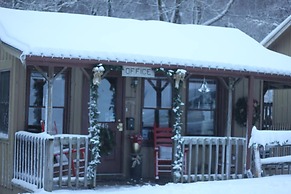Evening Shade River Lodge and Cabins