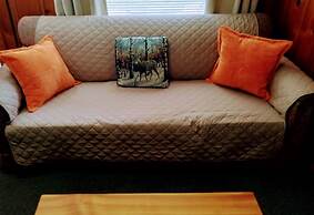 Evening Shade River Lodge and Cabins