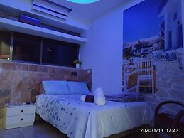 Ahuzat Shaul - Studio