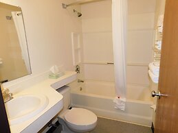 The Covered Bridge Inn