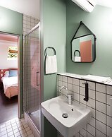 Hostel La Maison Montreau