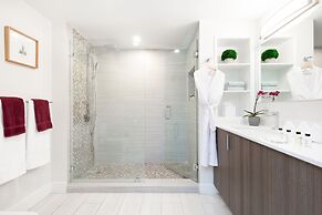 Miami Vacation Rentals - Coconut Grove