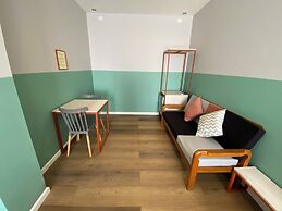 Hotel G