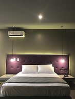 Hotel G