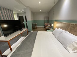 Hotel G