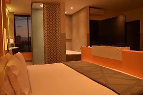 Hotel G