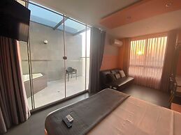 Hotel G
