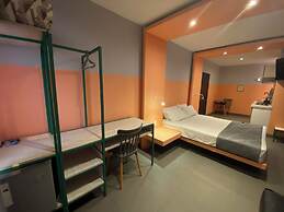 Hotel G