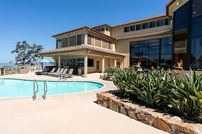 Seascape Beach Resort