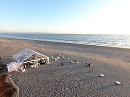 Seascape Beach Resort