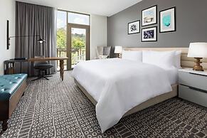 The MC, Autograph Collection