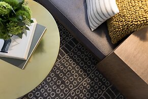 The MC, Autograph Collection