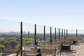 The MC, Autograph Collection