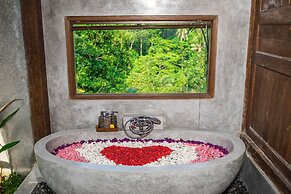 Mandana Ubud Villa