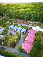 Baan Suan  Meetang Resort