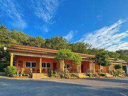 Baan Suan  Meetang Resort