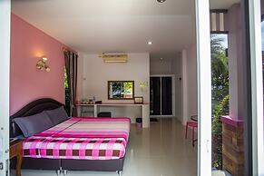 Baan Suan  Meetang Resort