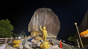 Baan Suan  Meetang Resort