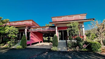 Baan Suan  Meetang Resort