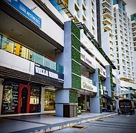 Meridian Sunset Suite by D Imperio