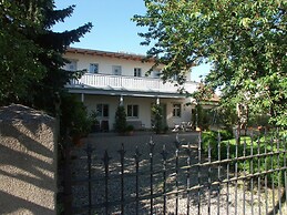 Adele - Gästezimmer am Elberadweg