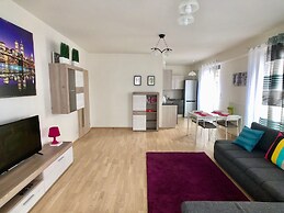 ART Garden Towers Prague