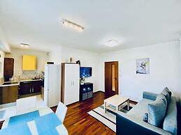 ART Garden Towers Prague