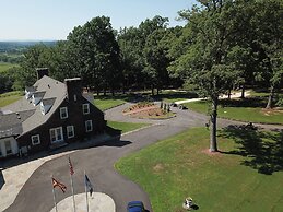 The Manor at Courtland Farm