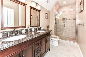 The Manor at Courtland Farm