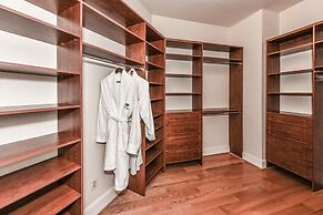 The Manor at Courtland Farm