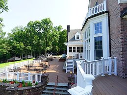 The Manor at Courtland Farm