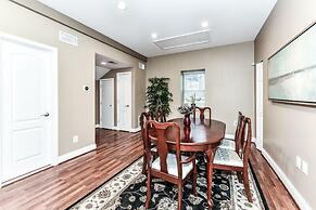 The Manor at Courtland Farm