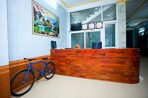Co Cuc Hotel - Hostel